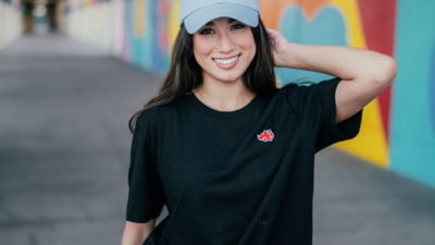 Malé logo na prsou- ideální velikosti a proč se to často dělá špatně